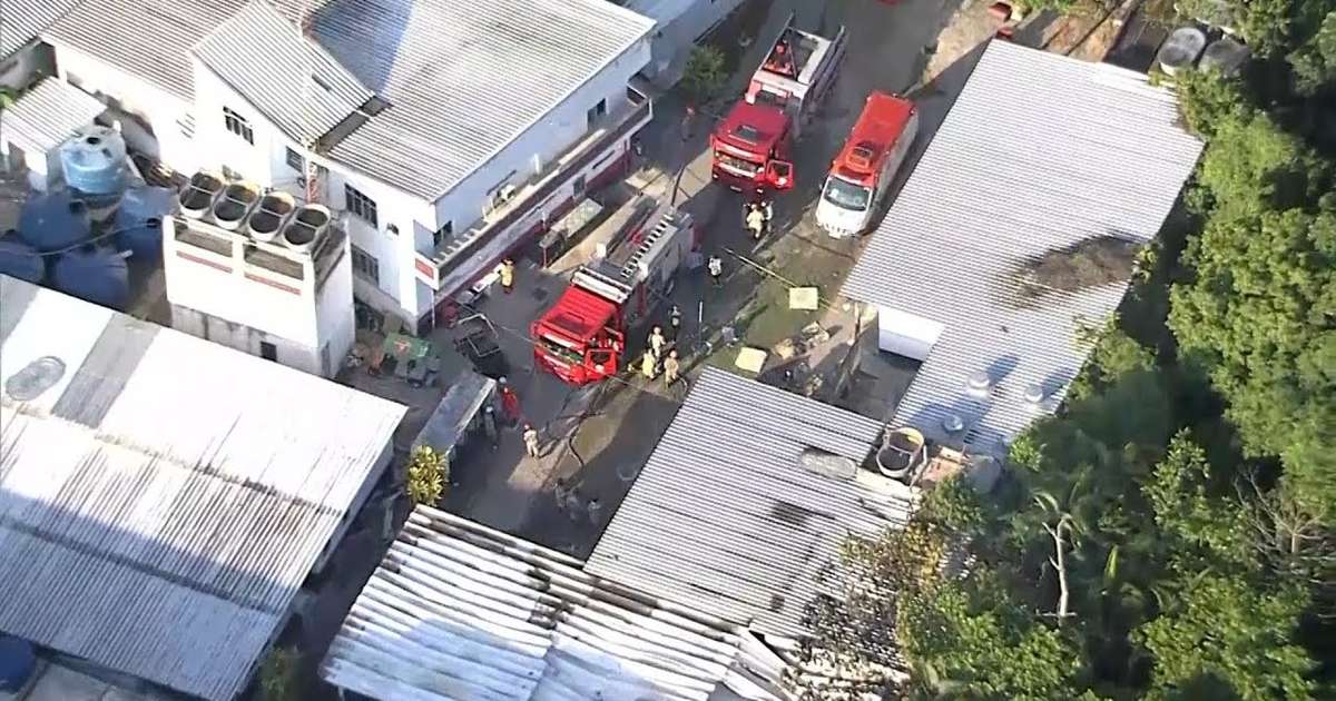 
Caso Ninho do Urubu: Justiça ouve 21 testemunhas; Bandeira de Mello comparece
