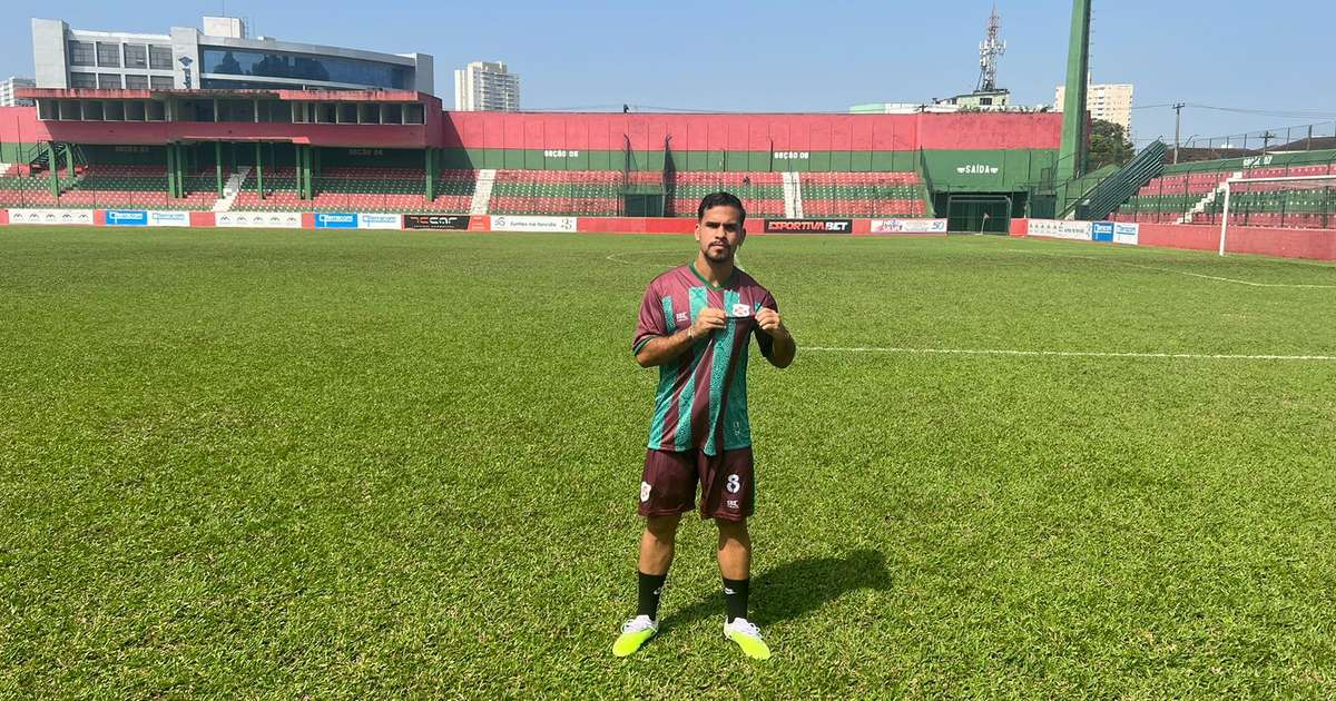 
Volante Athos Moreno deixa Palmeiras e reforça Portuguesa Santista
