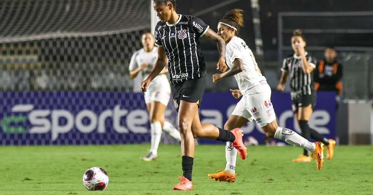 
Zagueira Tarciane projeta sequência do Corinthians após pausa no calendário e garante: 