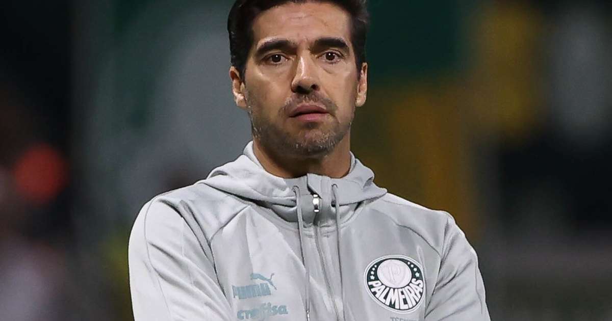 
Abel elogia vitória do Palmeiras, mas ainda vê Botafogo distante na tabela: 