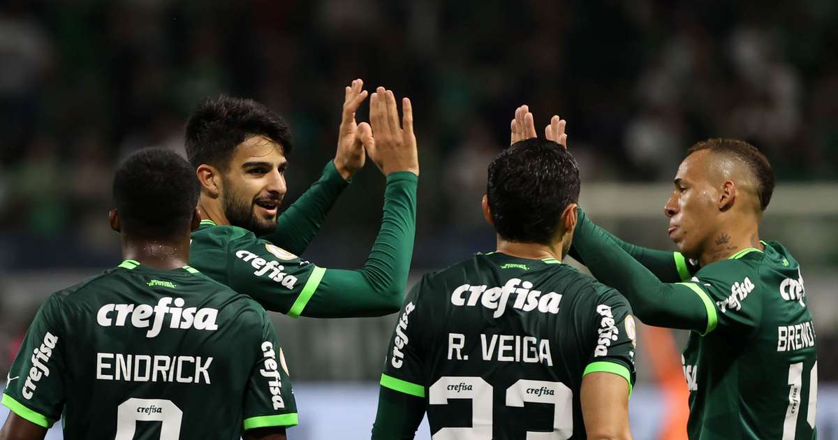 
Palmeiras alcança recorde de vitórias do rival São Paulo na história do Campeonato Brasileiro
