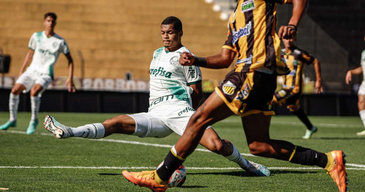
Palmeiras perde a primeira no Paulistão sub-20, mas segue líder do Grupo 19
