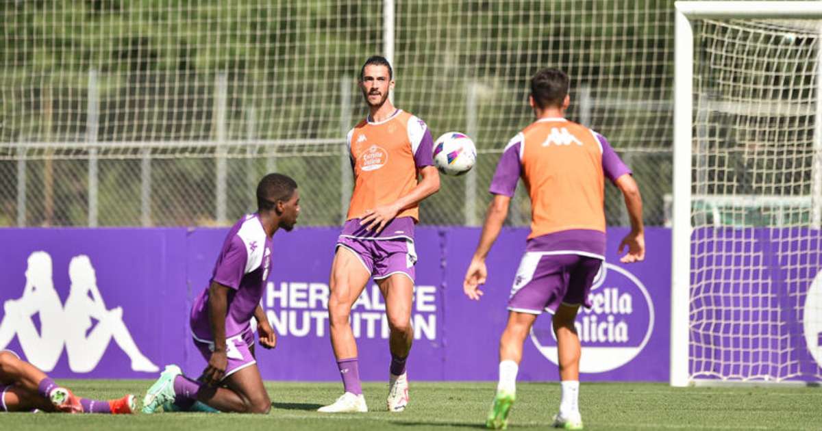 
Ex-Flamengo e Santos, Gustavo Henrique é anunciado por clube espanhol
