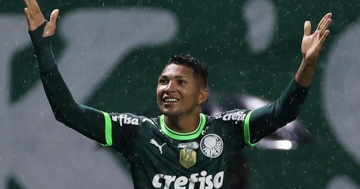 
Com sauditas de olho, saiba como é a divisão dos direitos de Rony no Palmeiras
