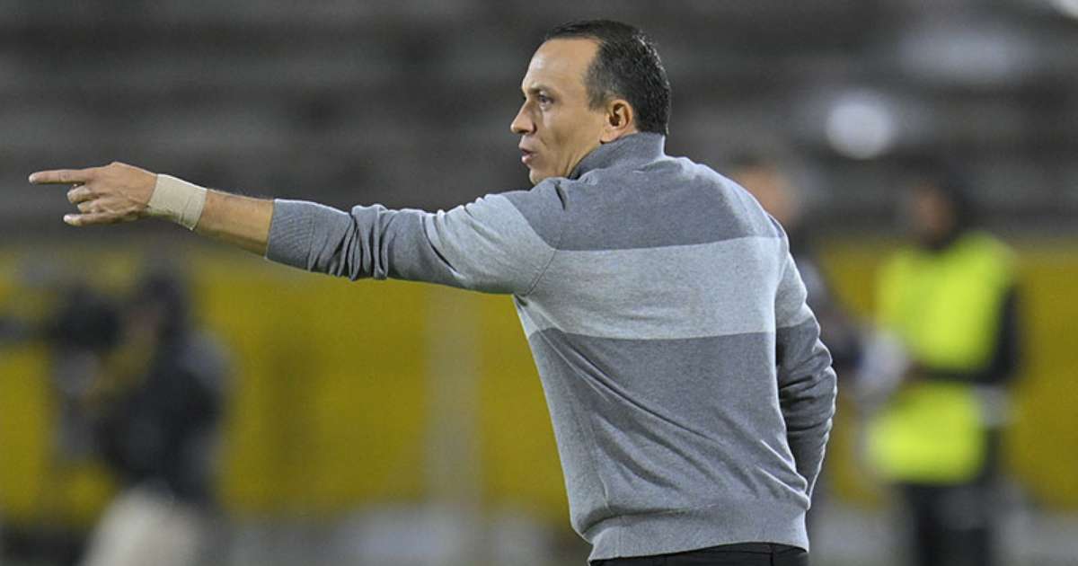 
Treinador do Deportivo Pereira elogia Abel e coloca Palmeiras como favorito

