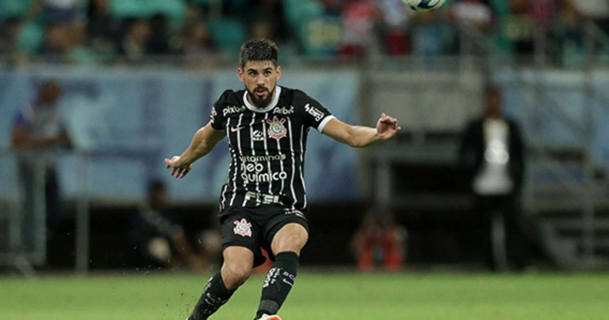 
Flamengo monitora Bruno Méndez, zagueiro do Corinthians
