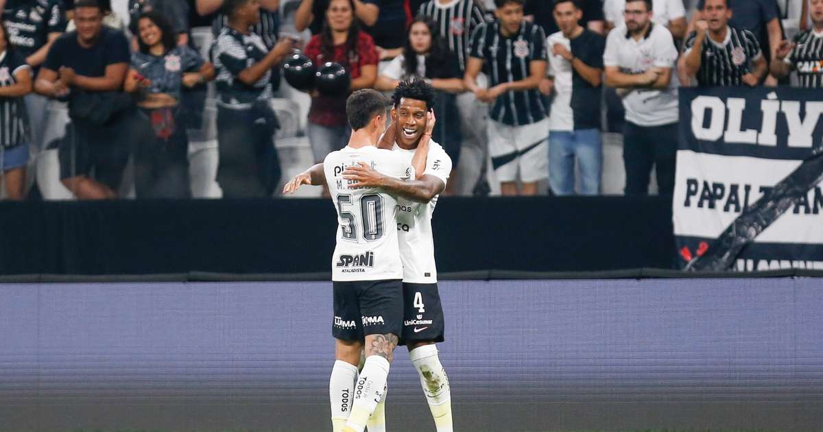 
Corinthians usa titulares na Sul-Americana e demonstra mudança de prioridades
