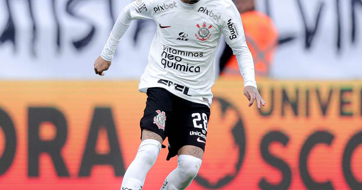 
Perto de time francês, Adson se despede do Corinthians: 