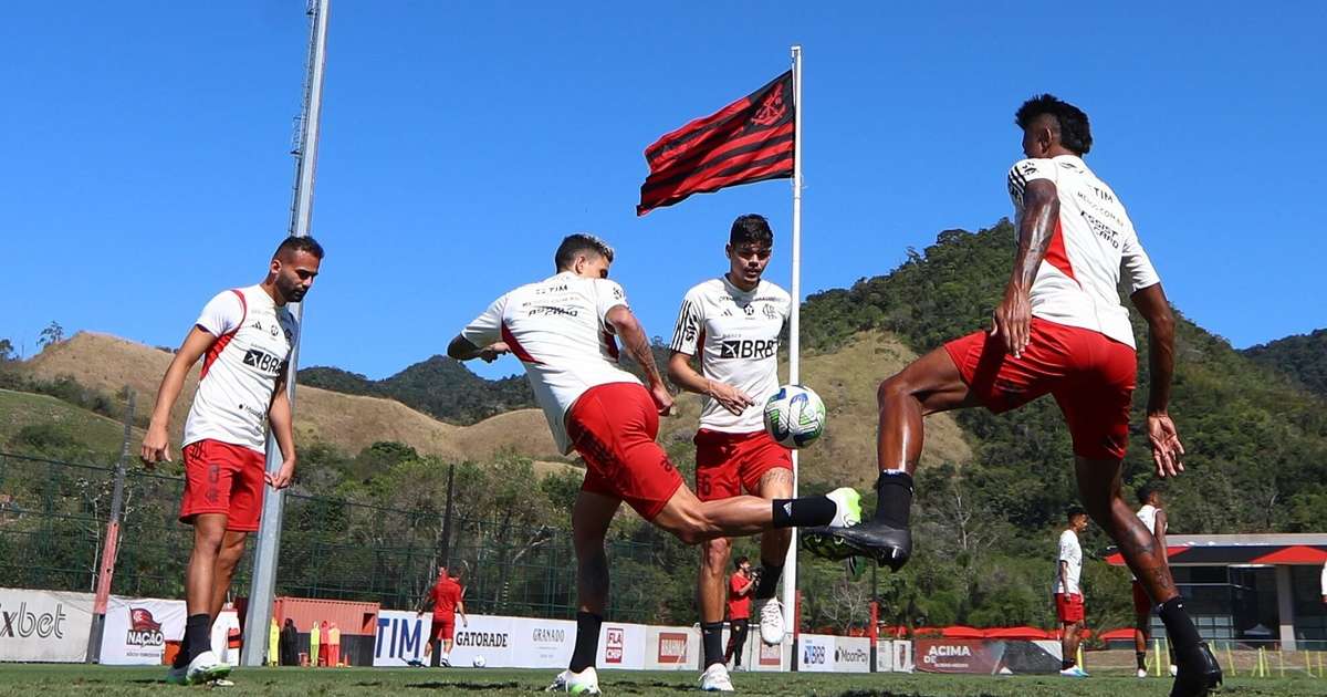 
FLAPRESS: Calmaria e trabalho no Flamengo
