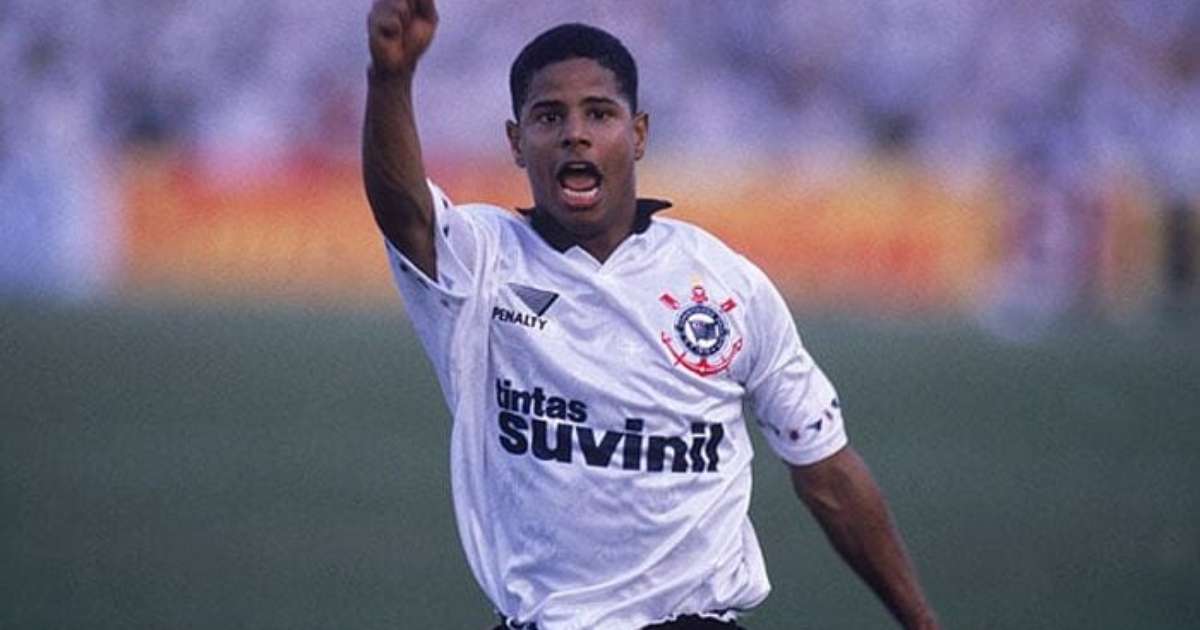 
Marcelinho Carioca maior ídolo do Corinthians? Redação do Lance! opina sobre lendas do clube
