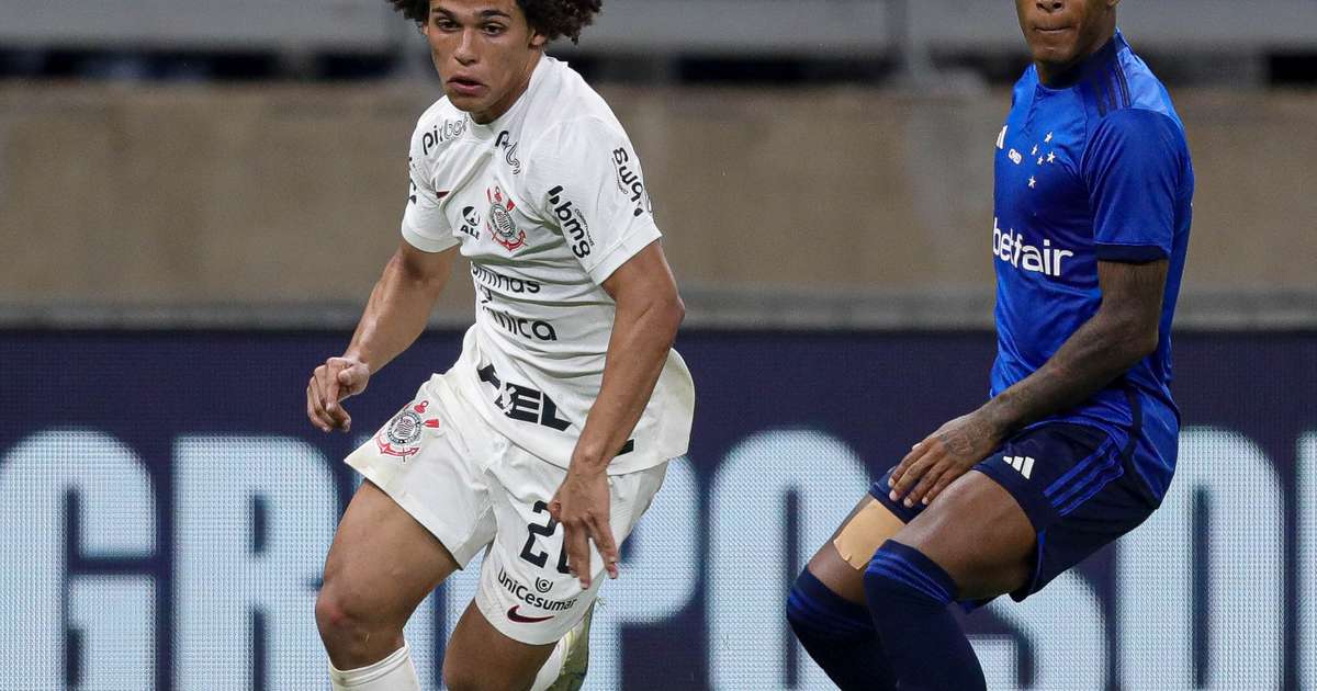 Destaque na base do Corinthians, Biro ainda encontra dificuldades para convencer no profissional