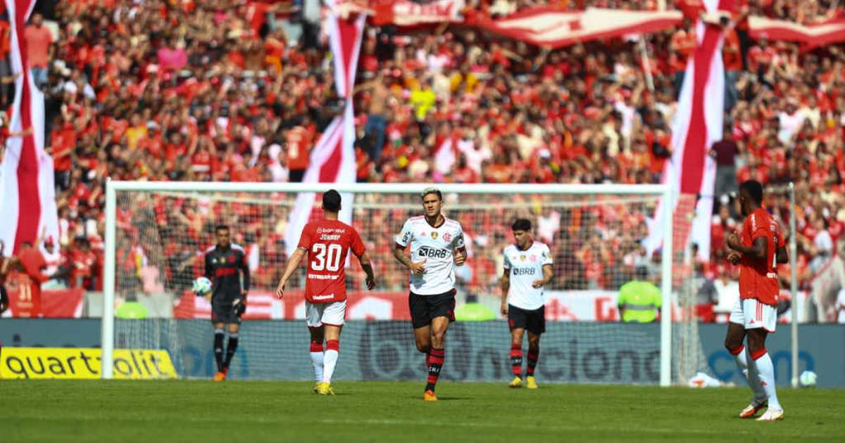 
Flamengo x Internacional: onde assistir, escalações e arbitragem
