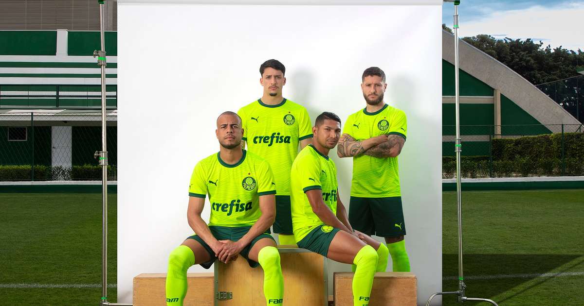 
Com volta do verde limão e homenagem à Terceira Academia, Palmeiras lança novo uniforme
