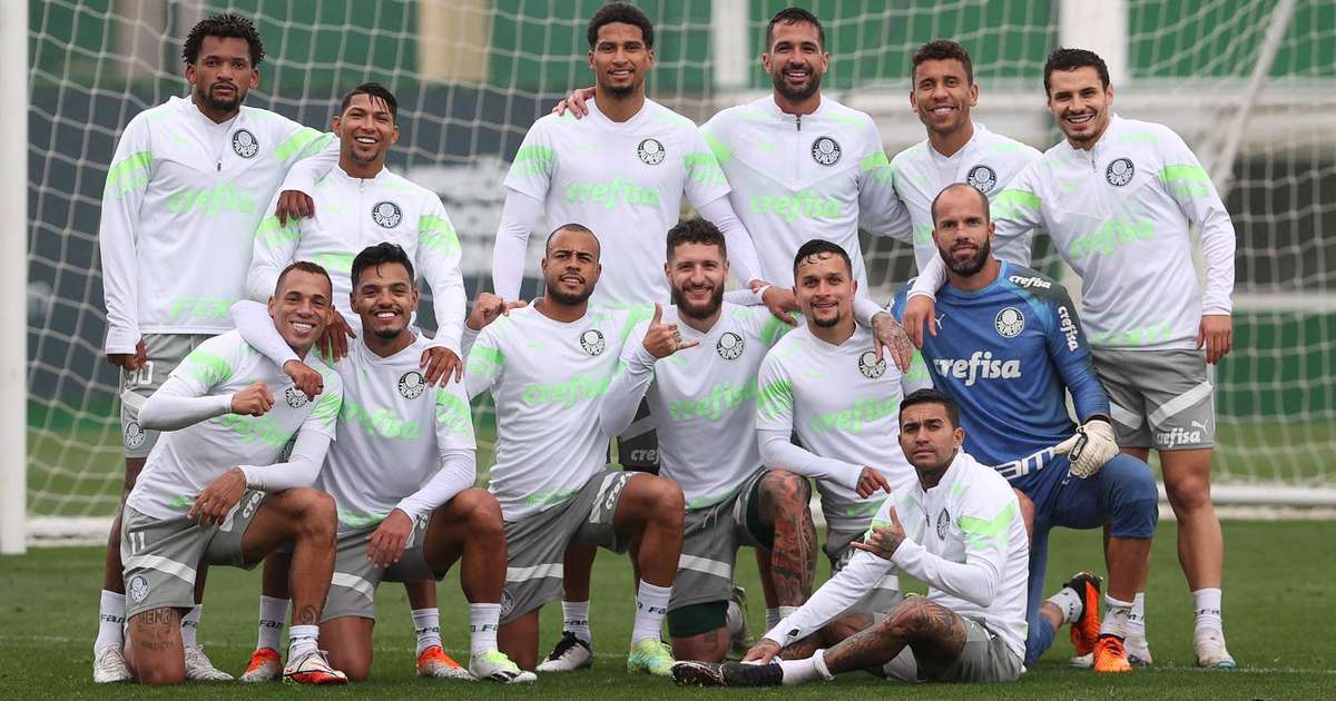 
Com mistério na escalação, Palmeiras finaliza preparação para enfrentar o Vasco; veja provável time
