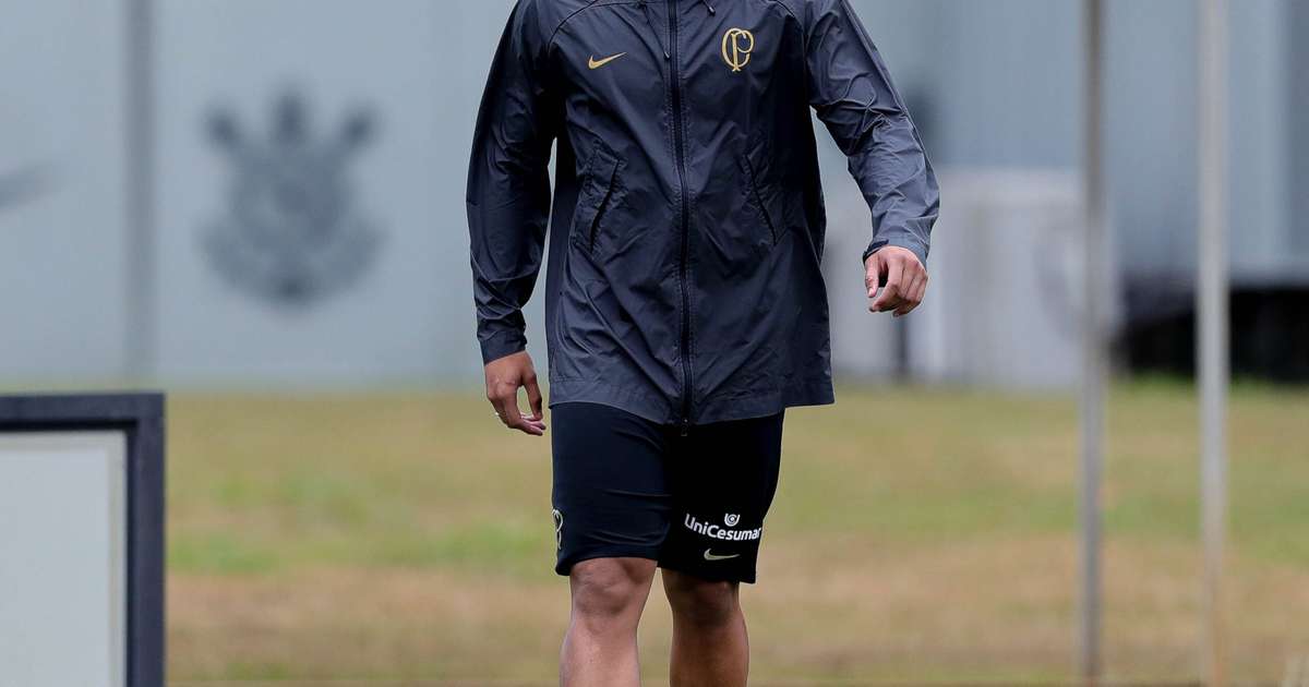 
Mesmo envolvido em negociação, Murillo é relacionado pelo Corinthians para o jogo contra o Goiás
