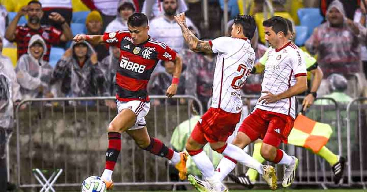 
Sampaoli diz que empate do Flamengo com reservas do Inter não é vergonha
