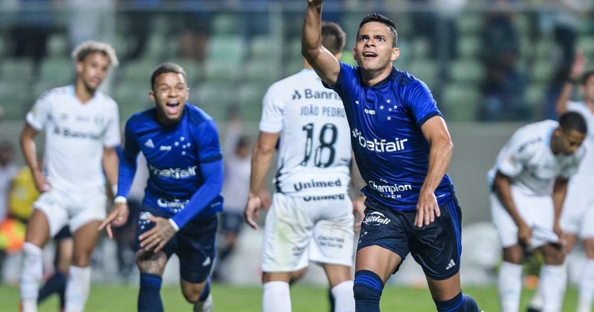 
Cruzeiro visita o Grêmio buscando reação no Brasileirão
