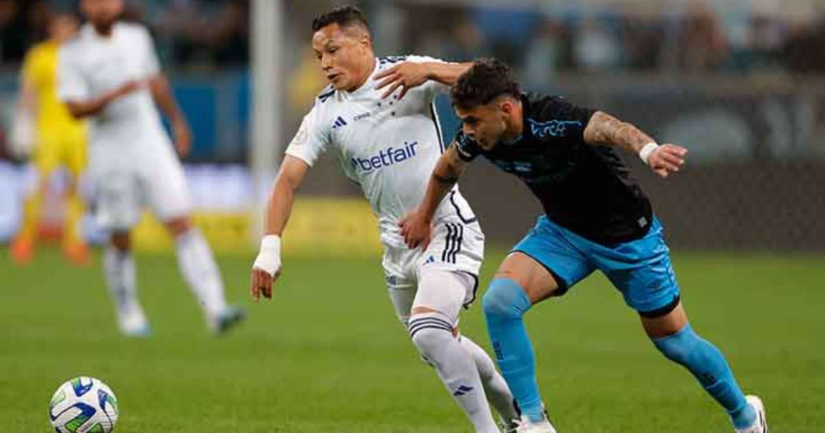 Suárez volta a fazer gol, e Grêmio vence o Cruzeiro no Brasileirão