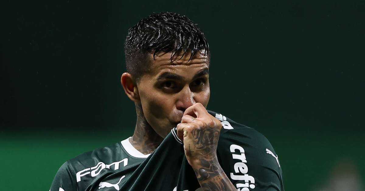
Dudu tem lesão confirmada, vai passar por cirurgia no joelho e não deve jogar mais pelo Palmeiras na temporada
