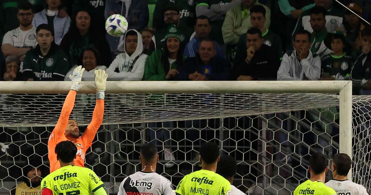 
Cinco jogos sem sofrer gols: Abel celebra bom momento defensivo do Palmeiras, mas faz alerta

