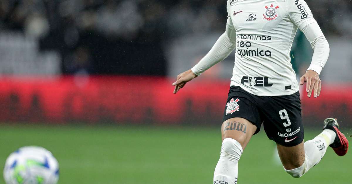 
Corinthians faz jogo duro e define valor para liberar o atacante Yuri Alberto a time inglês
