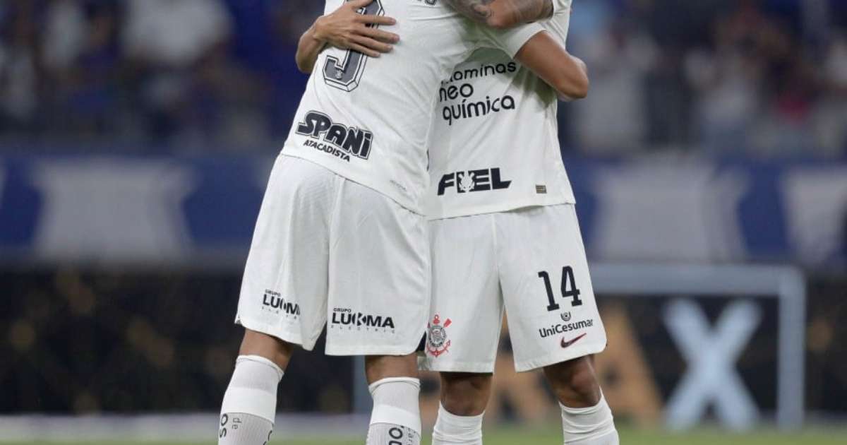 
Caetano ou Veríssimo? Quem vai entrar no lugar de Murillo na zaga do Corinthians
