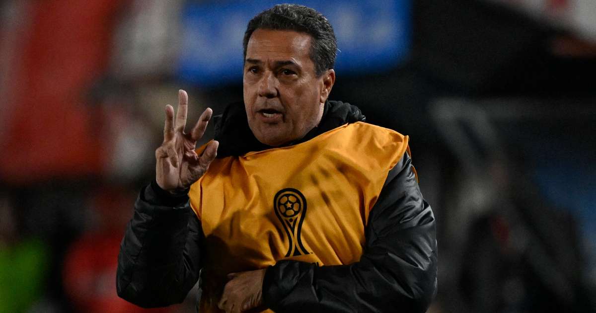 
Luxemburgo valoriza atuação do Corinthians em derrota 
