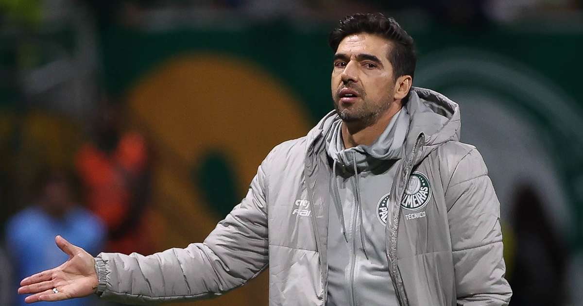 
Abel Ferreira explica mudanças no Palmeiras e fala de Dudu: 