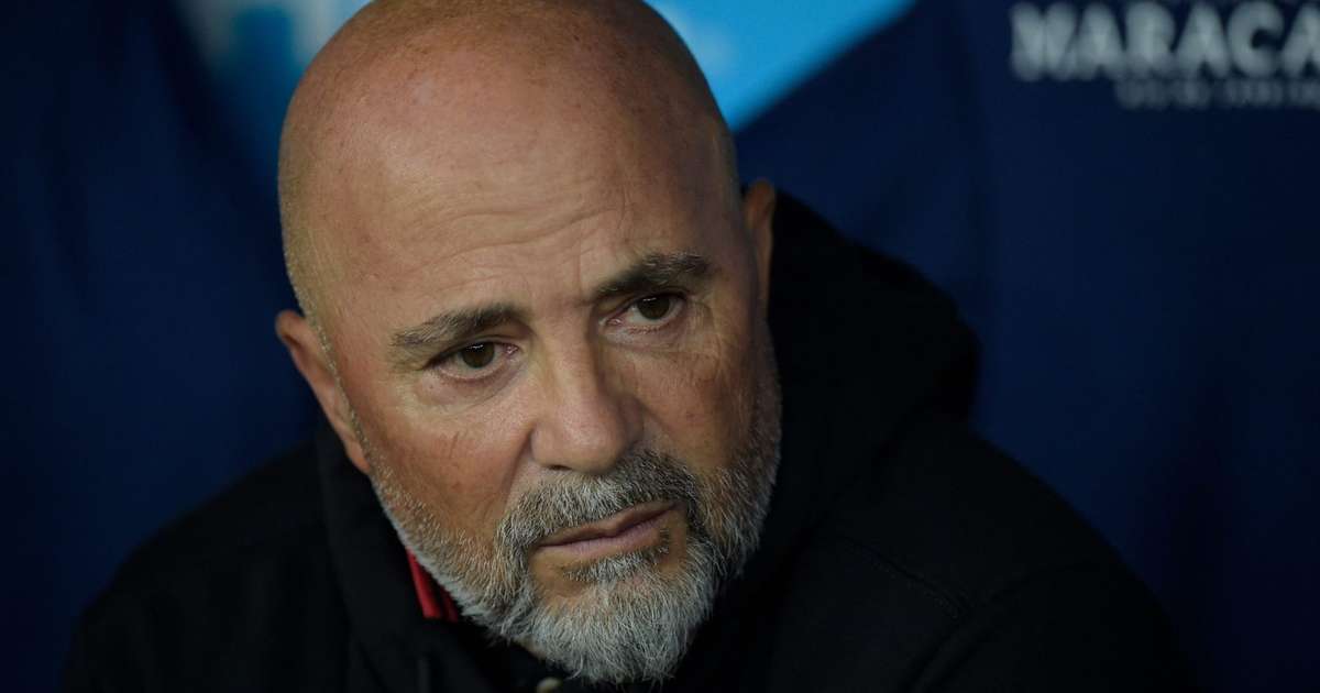 
Análise: Mudanças constantes de escalações interferem em rendimento do Flamengo
