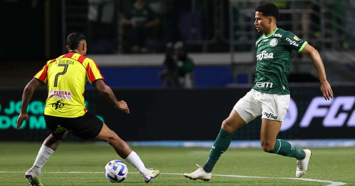 
Murilo celebra sequência sem tomar gols pelo Palmeiras e destaca classificação na Libertadores
