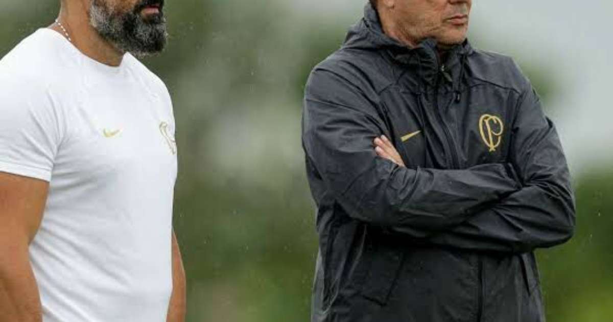 
Chance de Renato Augusto não jogar é real e evidencia situação: Luxa x Mazziotti
