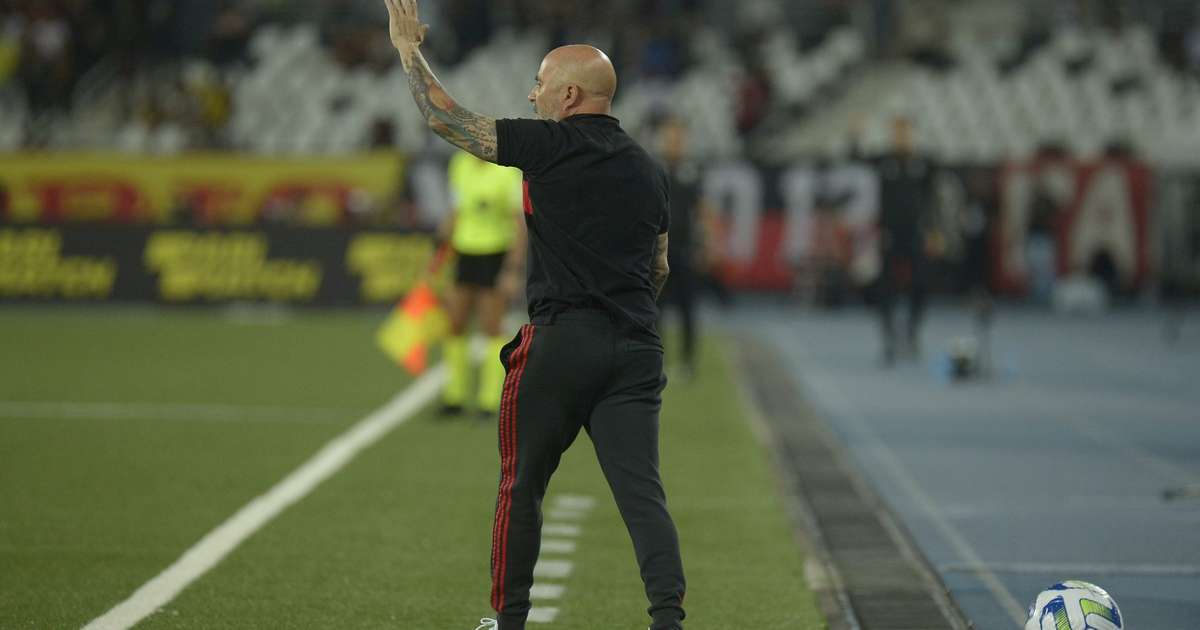 
Sampaoli elogia atuação do time do Flamengo e passa por cima da pressão
