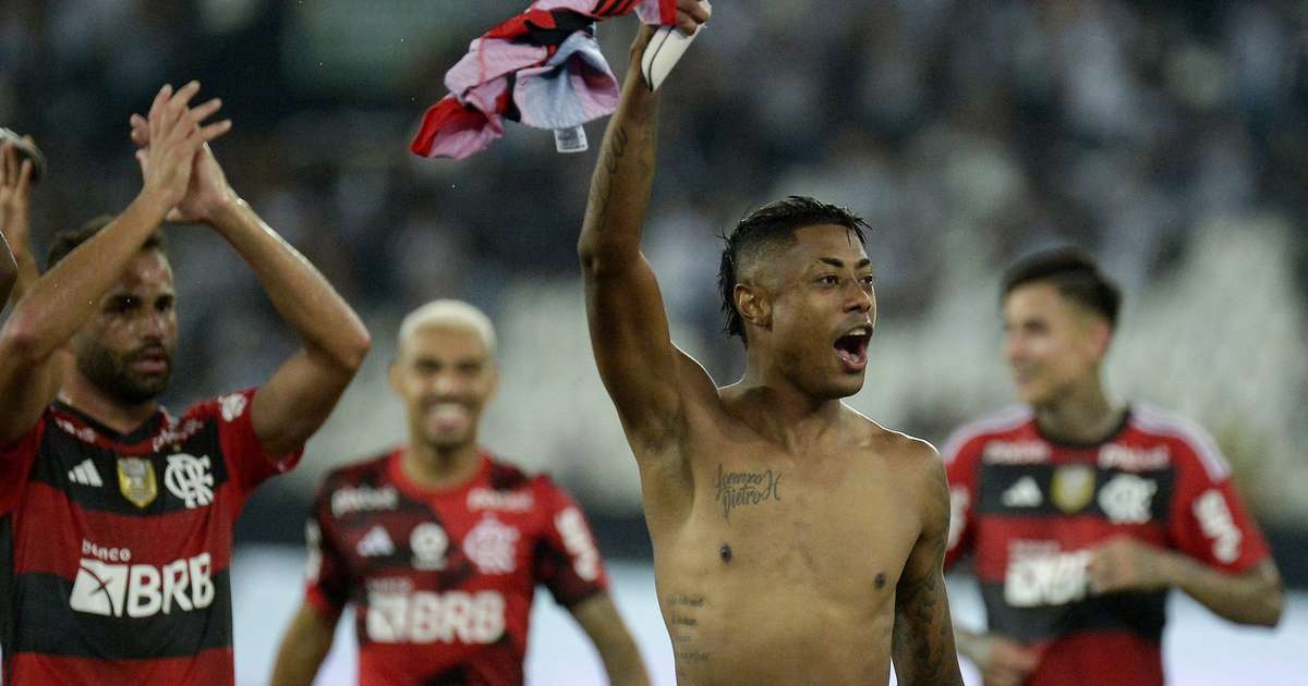 VÍDEO: Sampaoli pede sangue na boca ao Flamengo contra Botafogo