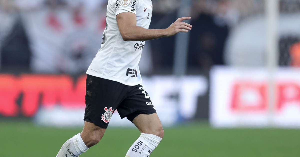 
Possível ausência de Bruno Méndez na seleção do Uruguai pode antecipar renovação com o Corinthians
