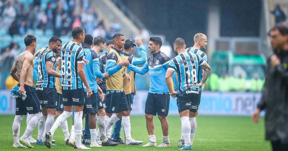 
Grêmio emenda duas vitórias seguidas e diminui vantagem para o Botafogo
