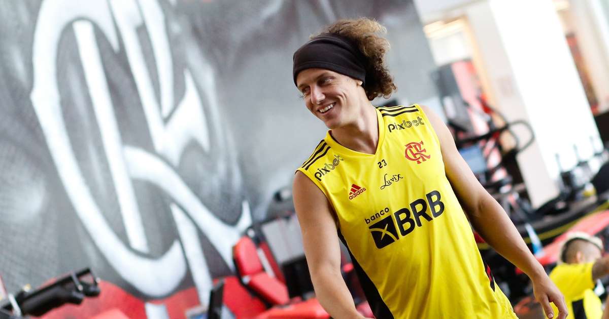 David Luiz sofre no Flamengo e pode interromper contrato para jogar na Turquia