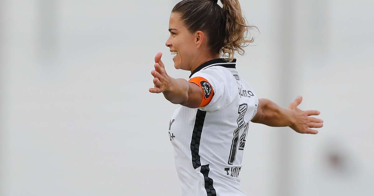 Tamires avalia empate e prega foco no jogo de volta 