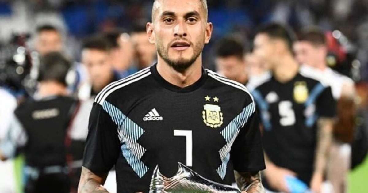 OLHAR DO PORCO: Roberto Pereyra seria a oportunidade de mercado perfeita ao Palmeiras