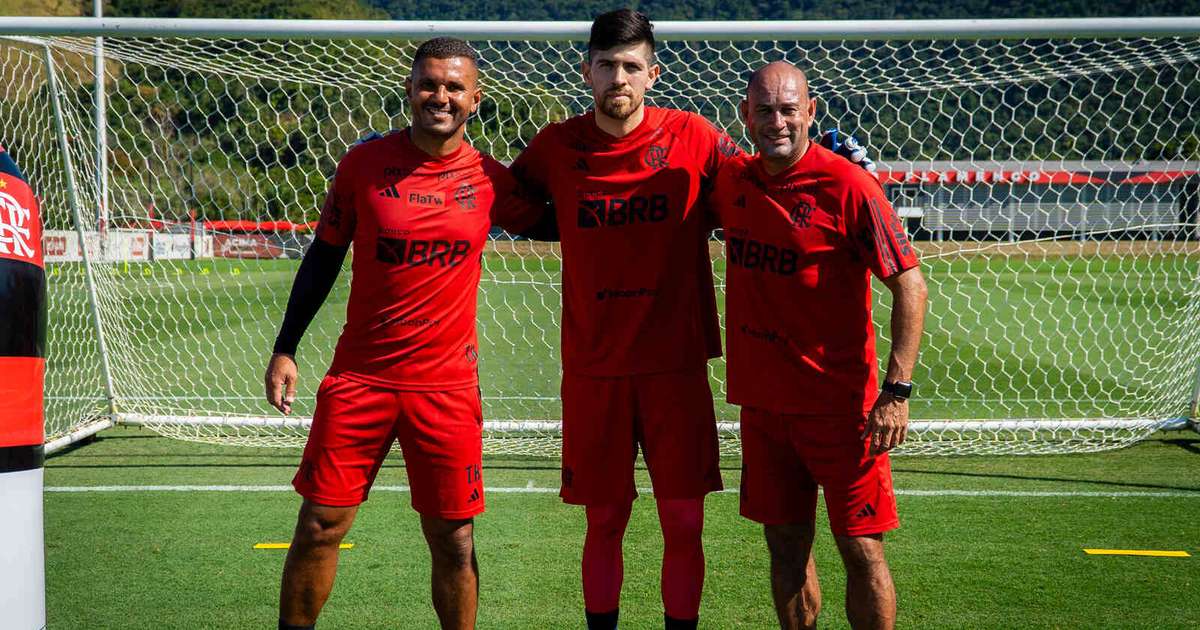 Partida contra o Athletico pode marcar estreia de Rossi no Fla