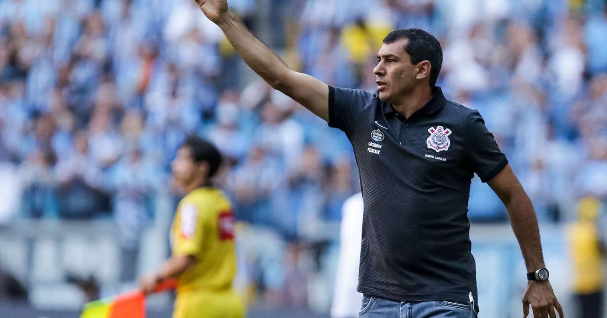 Campeão brasileiro, Carille diz que Corinthians perdeu o DNA do clube