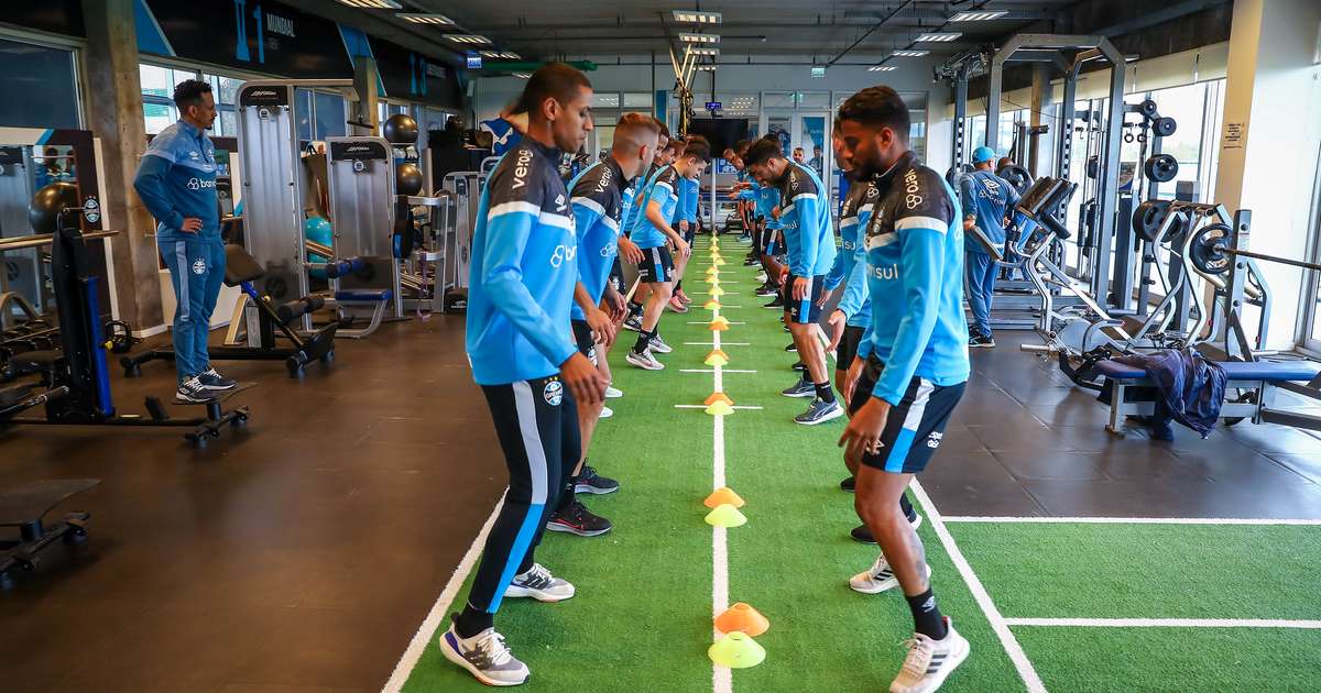 Grêmio se prepara para dois duelos em São Paulo e conta com convocados; veja provável escalação