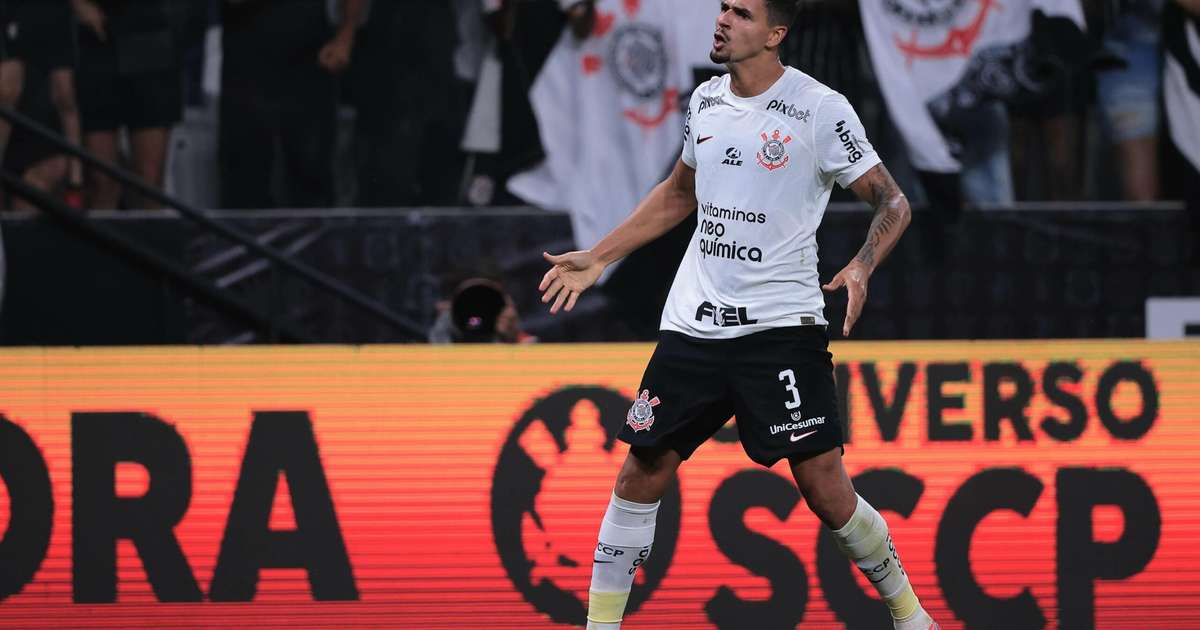Corinthians fica no empate com o Grêmio em jogo de oito gols no Brasileirão