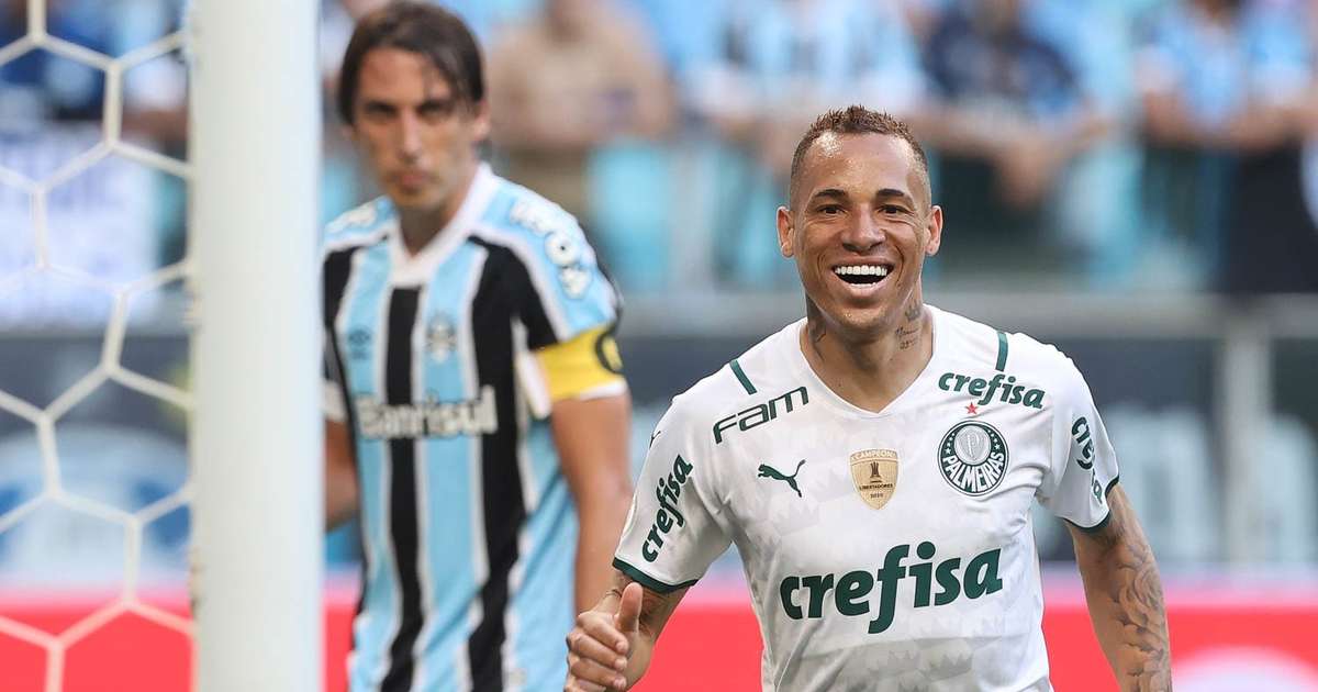 Perdoado no Palmeiras, Breno Lopes fez gol que complicou a vida do Grêmio em 2021