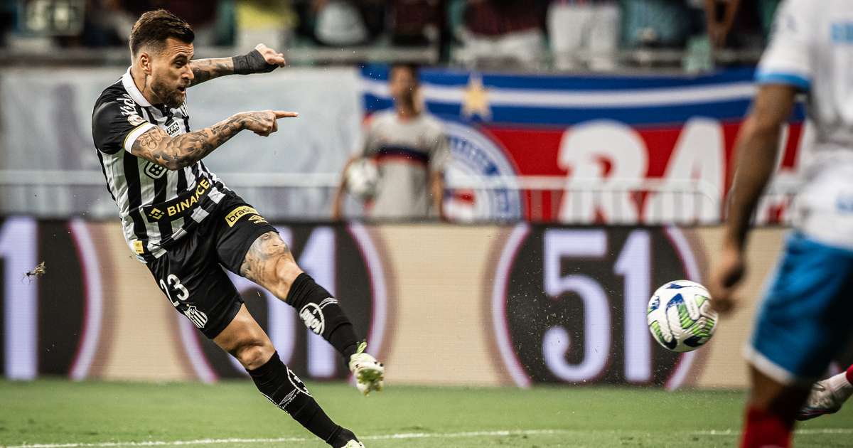 Corinthians e Fluminense homenageiam Silvio Santos no Maracanã; confira