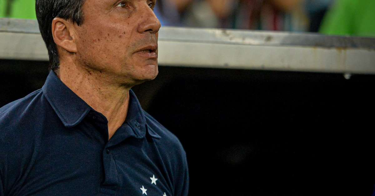 Zé Ricardo comenta sobre noite ruim do Cruzeiro e tira culpa de Rafael Cabral: Não vejo como falha dele
