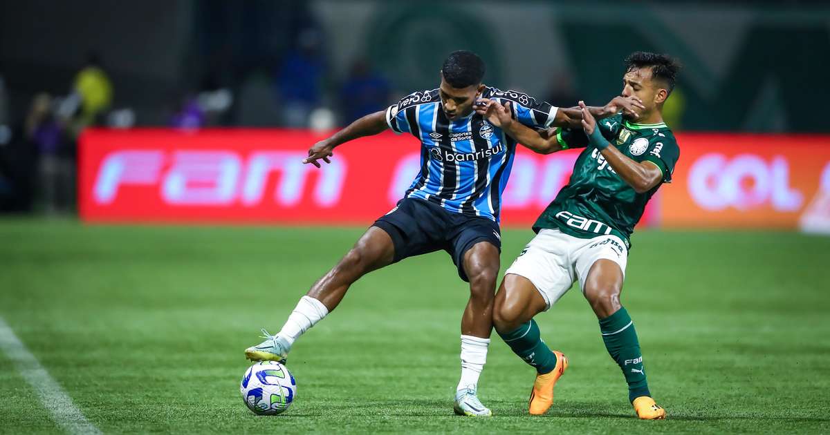 Palmeiras enfrenta o Grêmio em busca da vitória 700 na história do Brasileirão