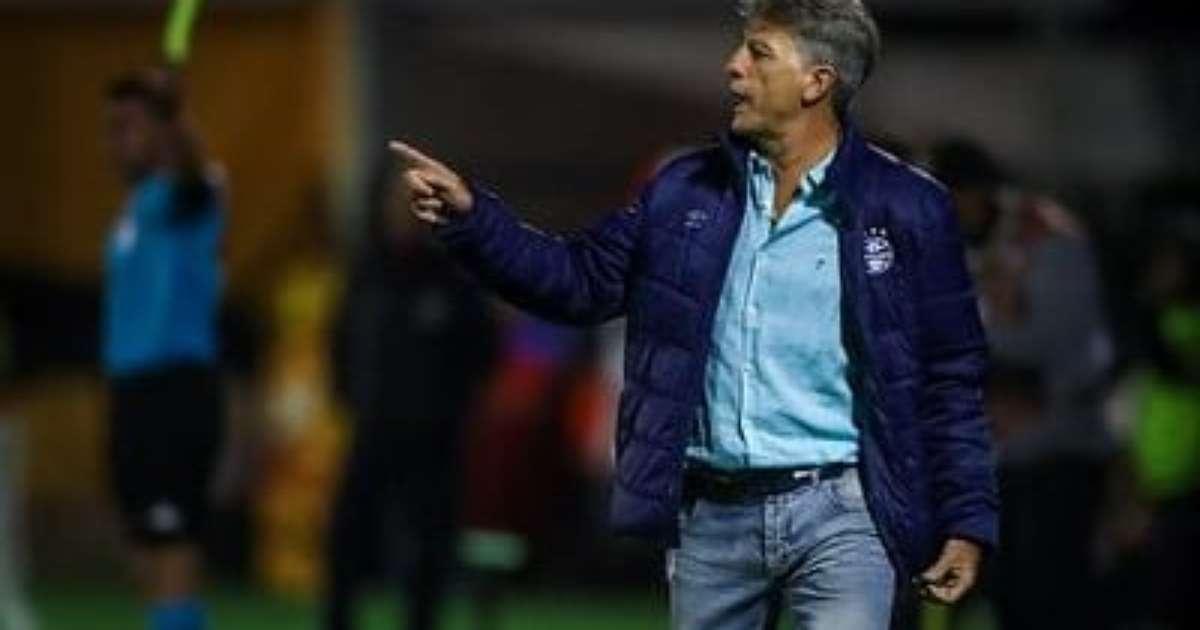 Renato Gaúcho fala sobre o Botafogo após vitória do Grêmio: Certeza que estão preocupados