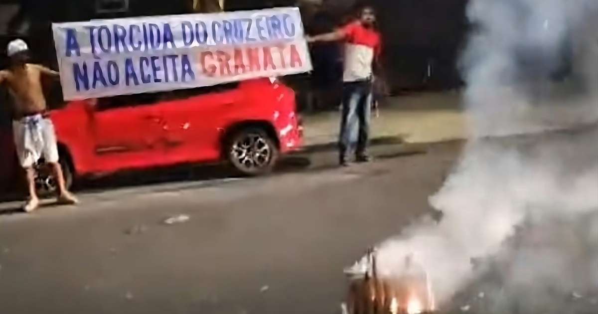 Cruzeiro: Em clima de eleições na Associação, torcedores protestam contra Ronaldo Granata