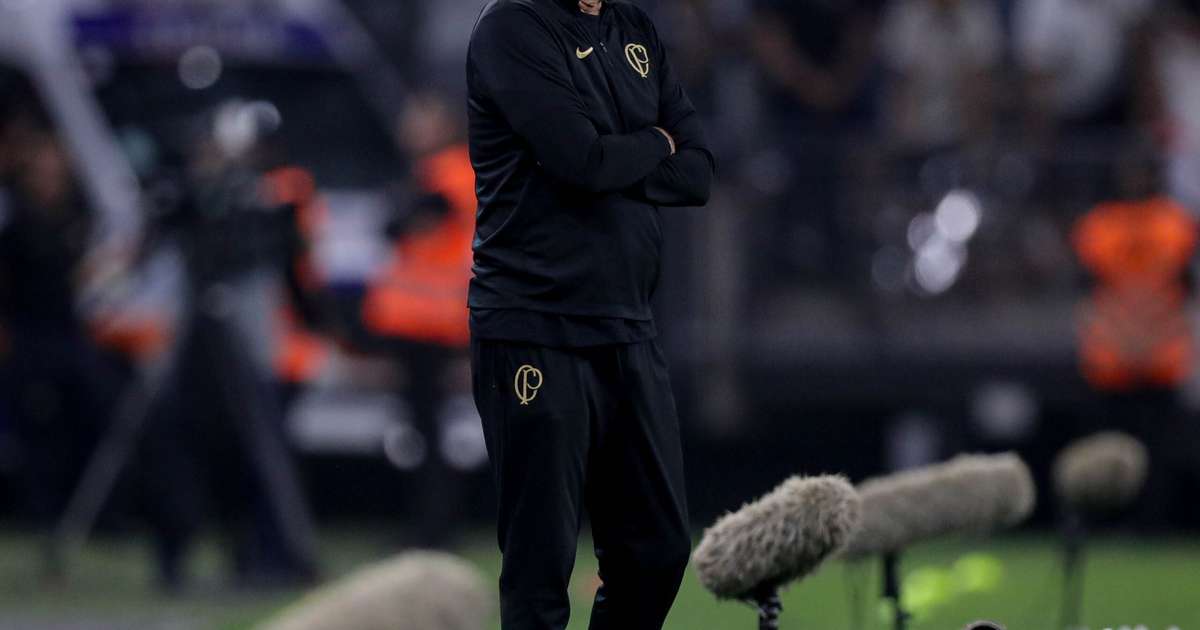 Luxemburgo manda recado para a torcida do Corinthians após vitória sobre o Botafogo: 