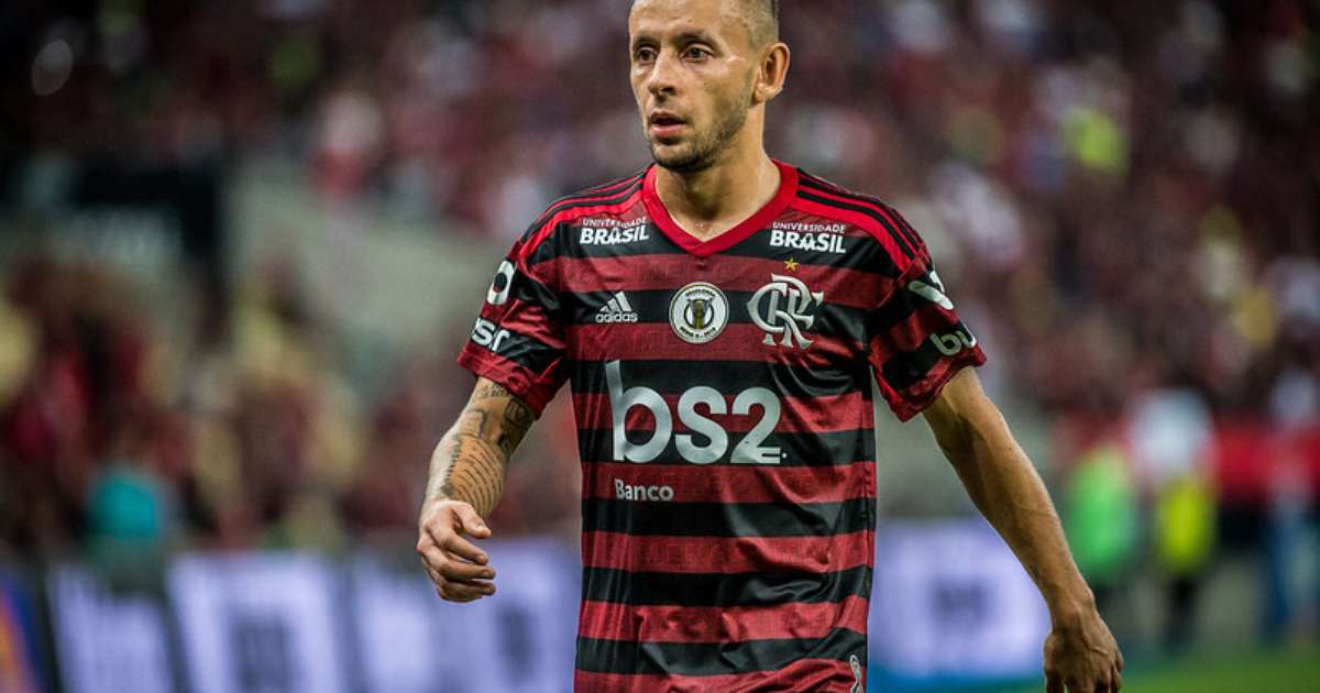Rafinha se declara ao Flamengo: Está no meu coração